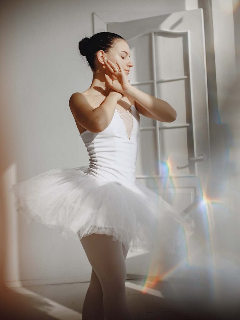 Gorgeous ballet dancer. Ballerina in pointe. Girl in a ballet studio.